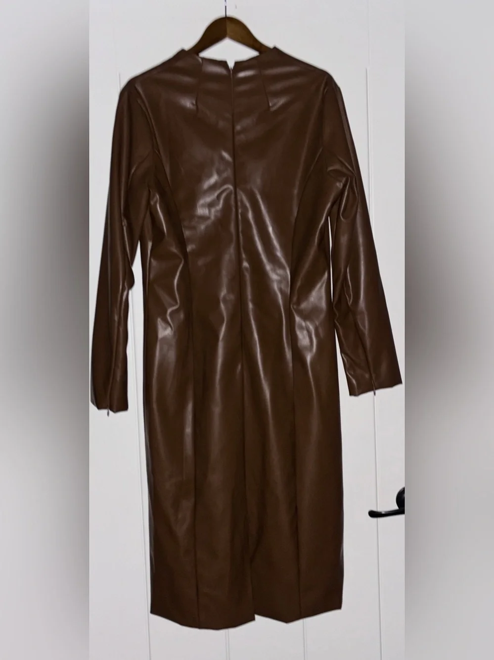 Women V-Neck Long Sleeve Brown Faux Leather Slim Midi Dress Size 2XL Edgy Vixen
